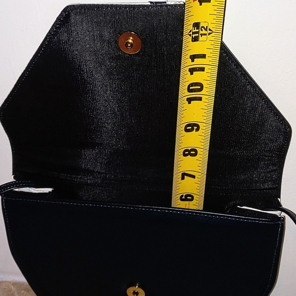 PURSE - Picture 9 of 10